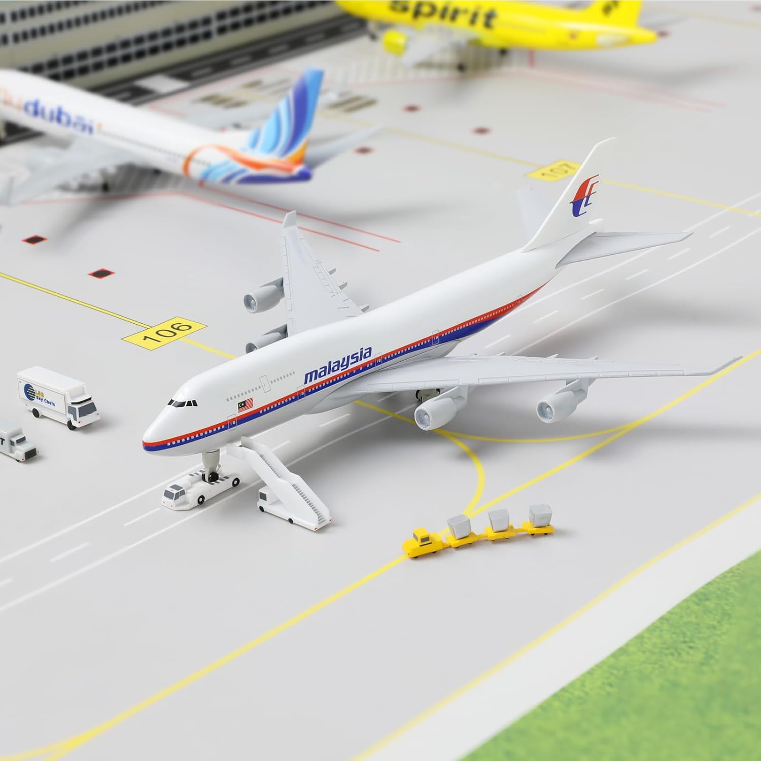 20cm Malaysia B747 Airplane Mo - Model Kit Planes ulasan dan harga