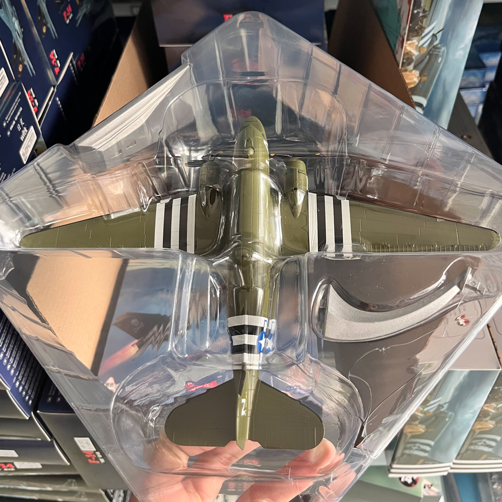 1:100 Scale World War II Dougl - Model Kit Planes ulasan dan harga
