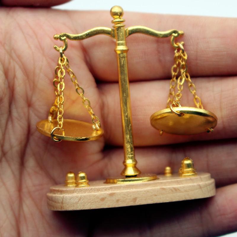 1:12 Dollhouse Vintage Balance - Model Kit Vintage ulasan dan harga